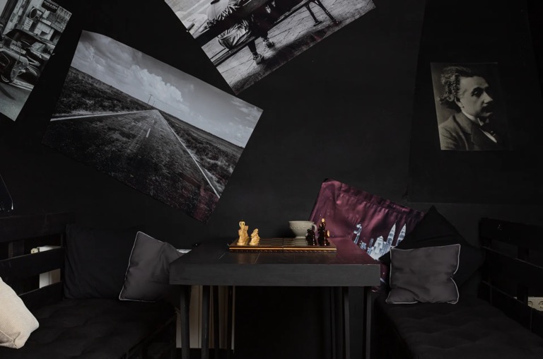 ПІДПІЛЛЯ — інтерʼєр